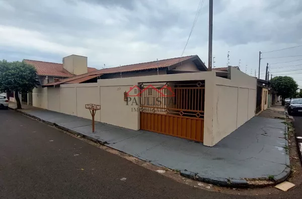 CA3462 - Casa residencial para venda no Jardim Parana em Assis-SP