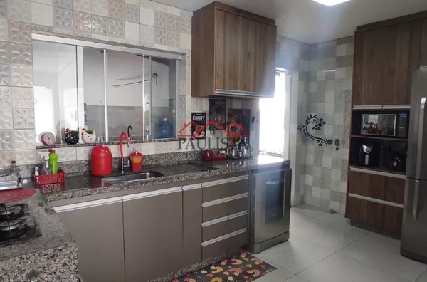 SO3135 - Sobrado à venda na Vila Orestes em Assis/SP