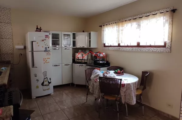 CA3225 - Casa a venda na Vila Central em Assis/SP