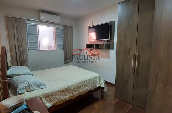 SO2917 - Casa a venda no Centro em Assis