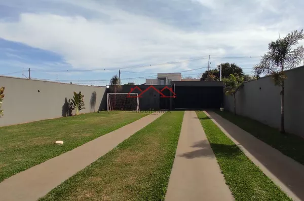 CA3224 - Sobrado de alto padrão à venda no Residencial Eldorado em Cândido Mota/SP