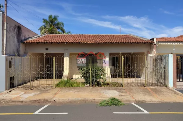 CA3307 - Casa à venda na Vila Rodrigues em Assis/SP