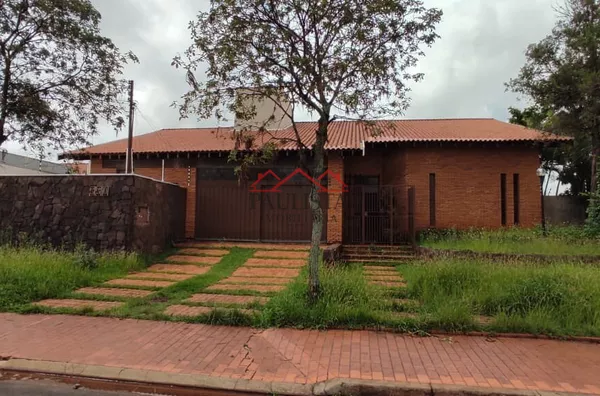33687 - Casa à venda no Centro em Assis/SP