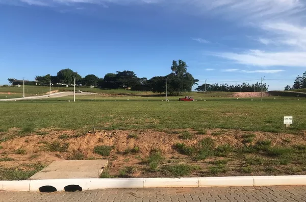 Terreno no Loteamento Reserva da Colina, SAP