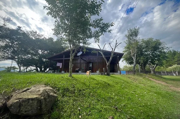 Sítios/chácaras,  Casqueiro, SAP, com possível acesso Free-way