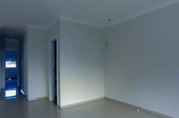 Casa Nova, excelente acabamento, local previlegiado.