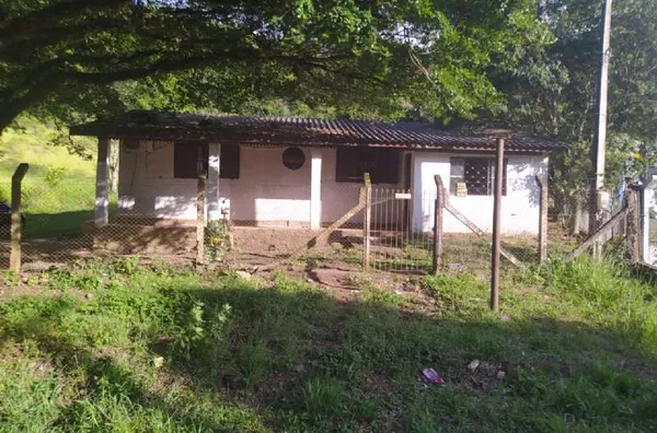 Casa para venda no Bairro Centro em Caraá
