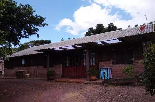 Sitio de lazer para venda no Bairro Centro em Caraá