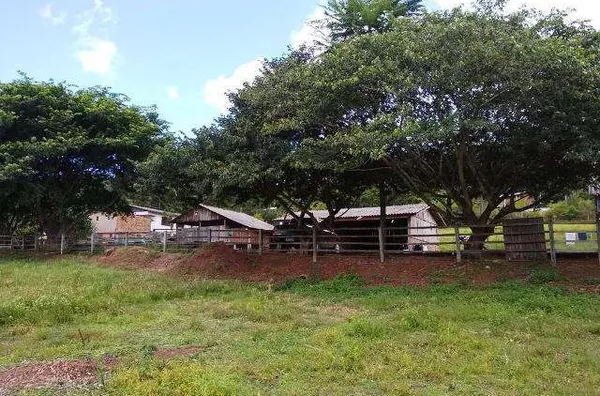 Sitio de lazer para venda no Bairro Centro em Caraá