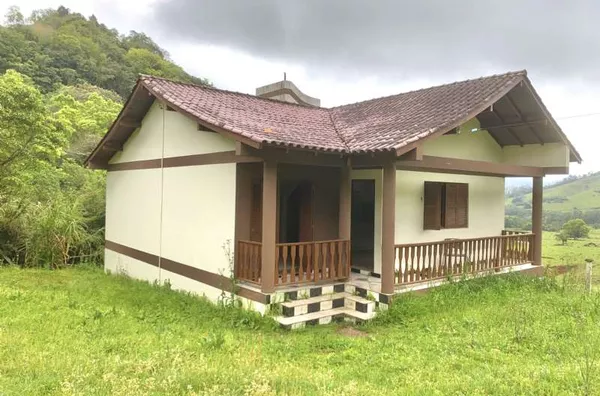 Sitio de lazer para venda no Bairro Arroio do Carvalho em Santo Antônio da Patrulha