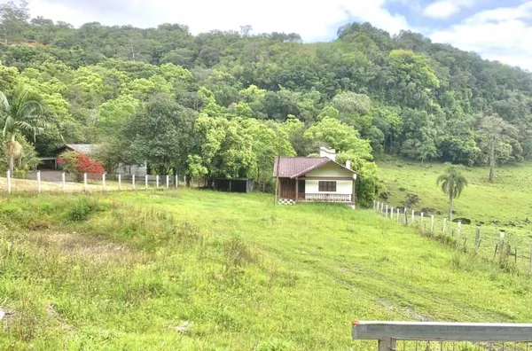 Sitio de lazer para venda no Bairro Arroio do Carvalho em Santo Antônio da Patrulha