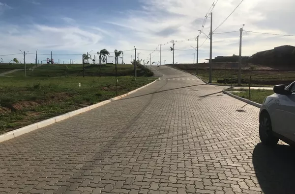 Terreno no Loteamento Reserva da Colina, SAP