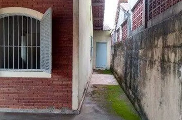 Casa com 2 dormitórios à venda, 100 m² por R$ 275.000,00 - Jardim Portugal - São José dos Campos/SP