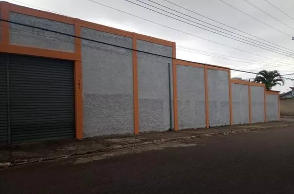 Casa com 2 dormitórios à venda, 150 m² por R$ 880.000,00 - Vila Industrial - São José dos Campos/SP