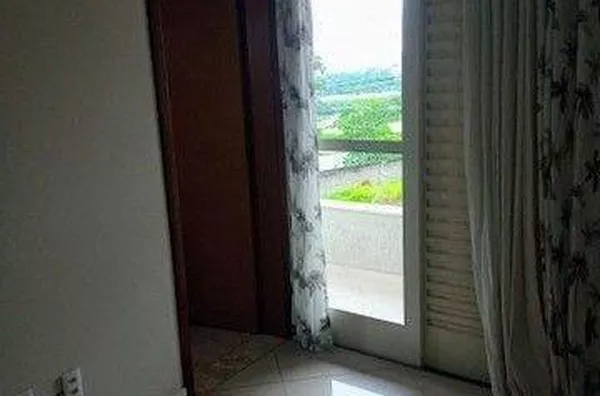 Casa com 3 quartos à venda, 130 m² por R$ 675.000 - Jardim Rodolfo - São José dos Campos/SP