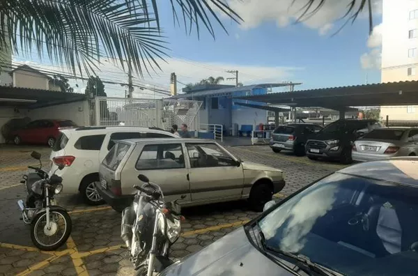 Apartamento com 3 dormitórios à venda, 65 m² por R$ 240.000,00 - Monte Castelo - São José dos Campos