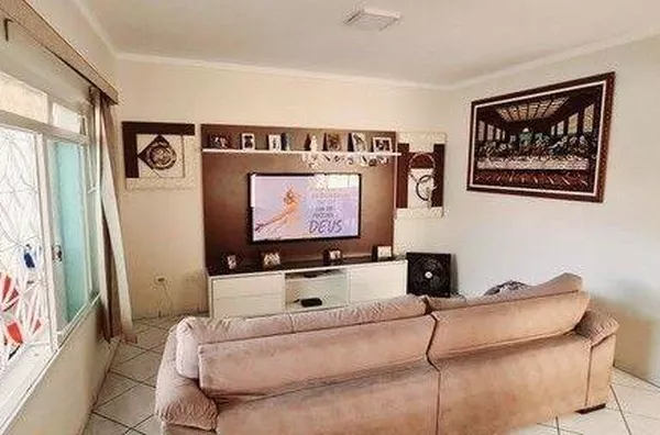 Casa com 4 dormitórios à venda, 250 m² por R$ 690.000,00 - Jardim Satélite - São José dos Campos/SP