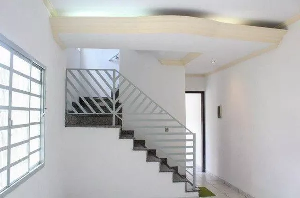 Sobrado com 4 dormitórios à venda, 118 m² por R$ 700.000,00 - Jardim Augusta - São José dos Campos/S