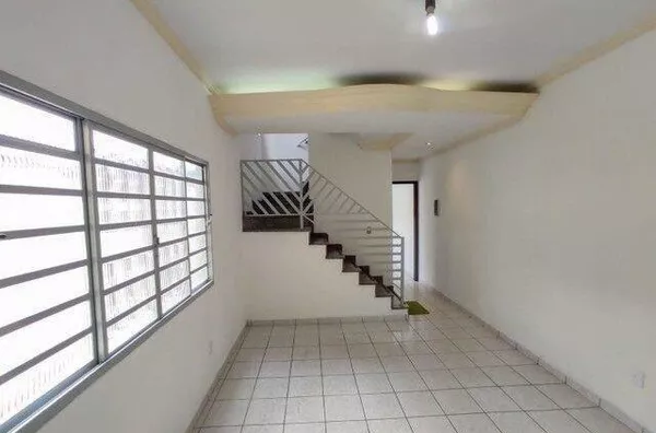 Sobrado com 4 dormitórios à venda, 118 m² por R$ 700.000,00 - Jardim Augusta - São José dos Campos/S