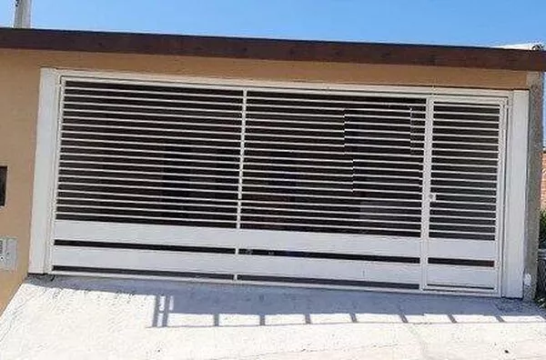 Casa com 3 dormitórios à venda, 98 m² por R$ 400.000,00 - Portal dos Pássaros - São José dos Campos/