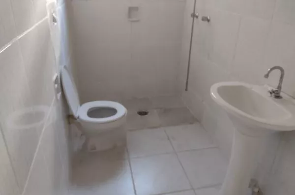 Edícula com 1 dormitório para alugar, 50 m² por R$ 830,00/mês - Jardim Ismênia - São José dos Campos