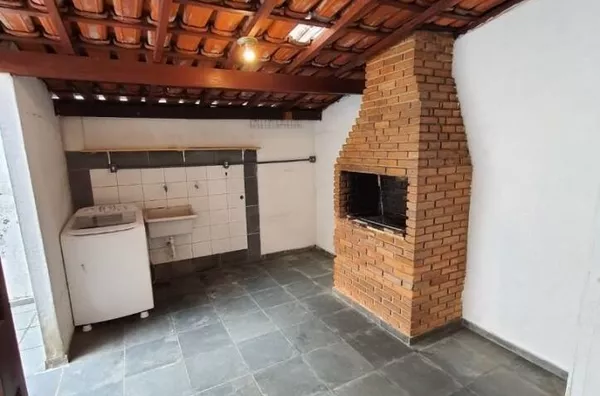 Casa com 3 quartos ,  Jardim das Indústrias - São José dos Campos/SP