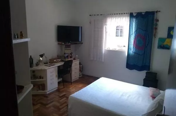 Casa com 3 Quartos à venda, 200m² - Parque Industrial