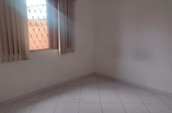 Casa com 3 quartos no Monte Castelo