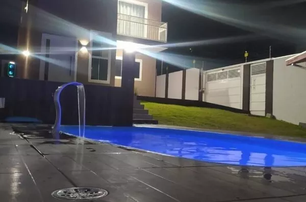 Casa com 3 dormitórios à venda, 100 m² por R$ 780.000,00 - Portal dos Pássaros - São José dos Campos