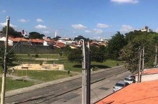 Casa com 3 quartos à venda, 120 m² por R$ 600.000 - Jardim Alvorada - São José dos Campos/SP