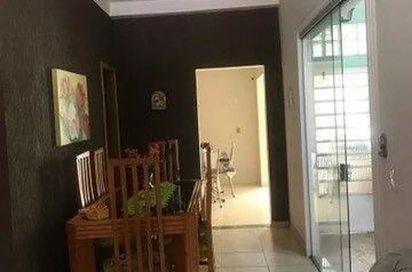 Casa com 3 quartos à venda, 120 m² por R$ 600.000 - Jardim Alvorada - São José dos Campos/SP