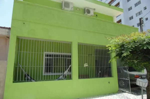Casa3 quartos Praia Grande por Casa ou Apartamento em São José dos Campos