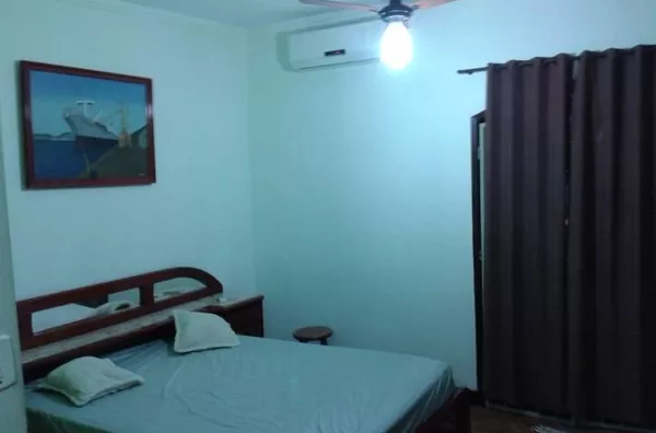 Casa3 quartos Praia Grande por Casa ou Apartamento em São José dos Campos