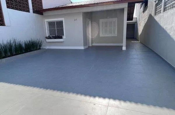 Casa com 3 dormitórios à venda, 85 m² por R$ 410.000,00 - Jardim das Flores - São José dos Campos/SP