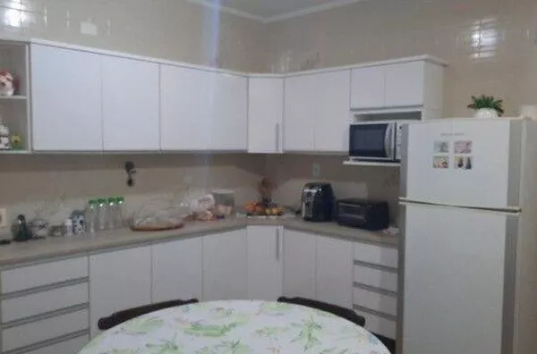 Casa com 3 dormitórios à venda, 174 m² por R$ 615.000,00 - Vila Tatetuba - São José dos Campos/SP