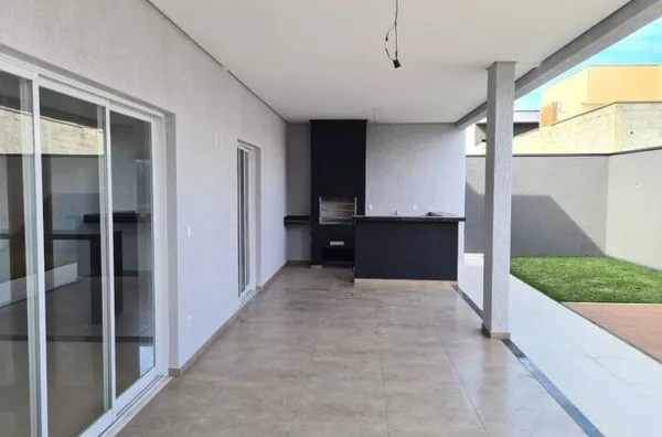 Casa com 3 quartos no condomínio Terras do Vale