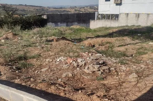 Terreno com 800 metros quadrado sem Avenida Jd. Nova Michigan II