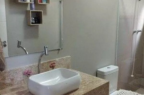 Sobrado com 3 dormitórios à venda, 188 m² por R$ 519.000,00 - Jardim Nova Flórida - São José dos Cam