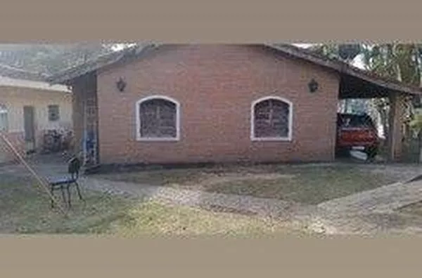 Chácara com 3 dormitórios à venda, 2000 m² por R$ 560.000,00 - Freitas - São José dos Campos/SP