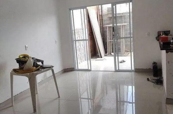 Vendo casa de 02 quartos com 126 metros no  Jd Minas Gerais