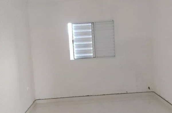 Vendo casa de 02 quartos com 126 metros no  Jd Minas Gerais
