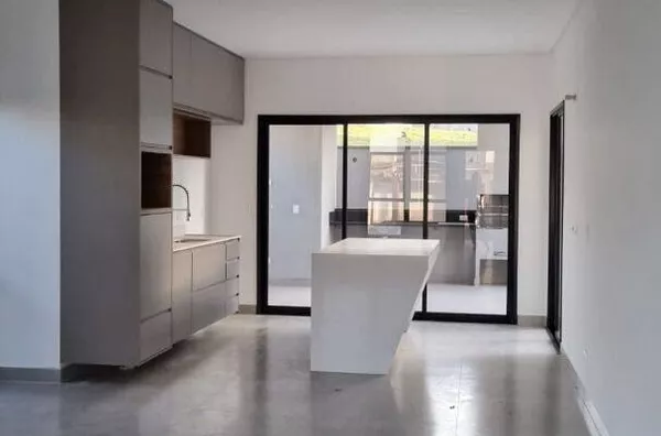 Casa  3 quartos, sendo 1 suíte com no Condomínio Terras do Vale