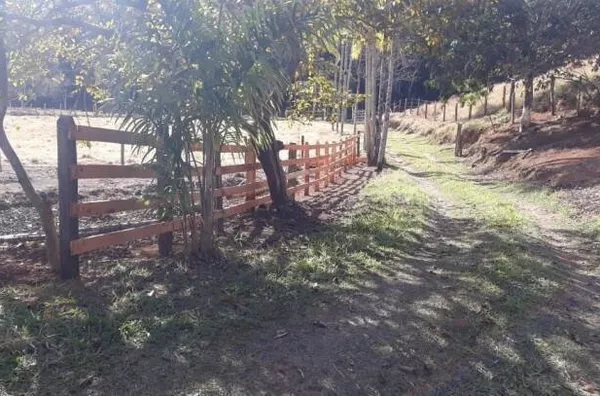 Chácara com 2 dormitórios à venda, 20000 m² por R$ 495.000,00 - Turvo - São José dos Campos/SP