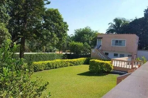 Sítio com 3 dormitórios à venda, 2200 m² por R$ 1.000.000,00 - Jardim Santa Hermínia - São José dos 