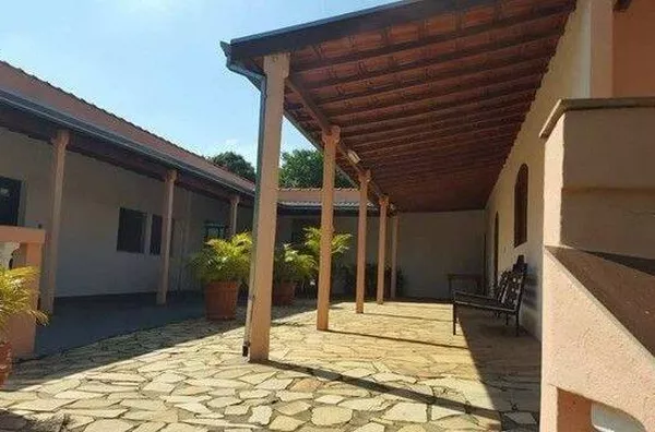 Sítio com 3 dormitórios à venda, 2200 m² por R$ 1.000.000,00 - Jardim Santa Hermínia - São José dos 