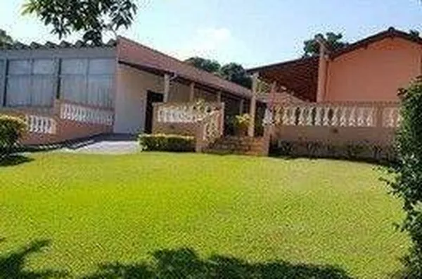 Sítio com 3 dormitórios à venda, 2200 m² por R$ 1.000.000,00 - Jardim Santa Hermínia - São José dos 