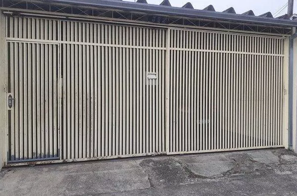 Casa com 4 dormitórios à venda, 188 m² por R$ 424.000,00 - Eugênio de Mello - São José dos Campos/SP