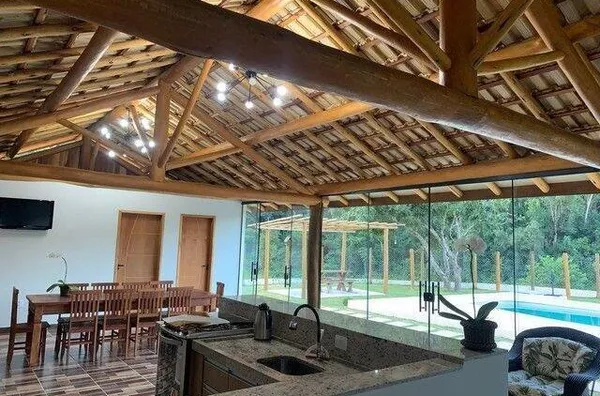 Chácara com 2 dormitórios à venda, 2100 m² por R$ 649.000,00 - Costinha - São José dos Campos/SP