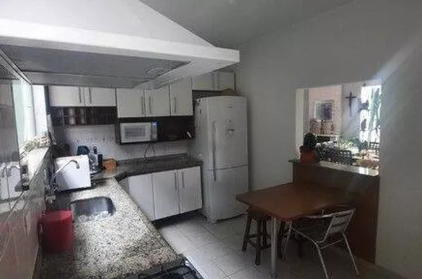 Casa com 4 dormitórios à venda, 193 m² por R$ 780.000,00 - Jardim das Indústrias - São José dos Camp