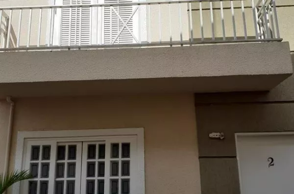 Casa com 2 quartos Vila Industrial